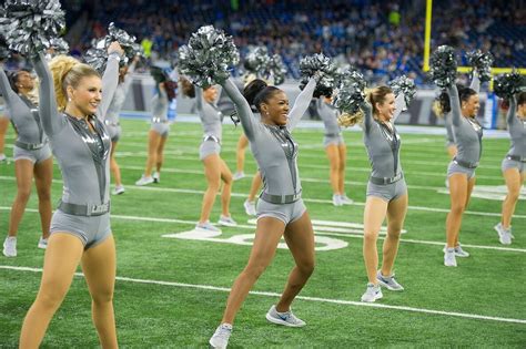 detroit lions cheerleader uniform